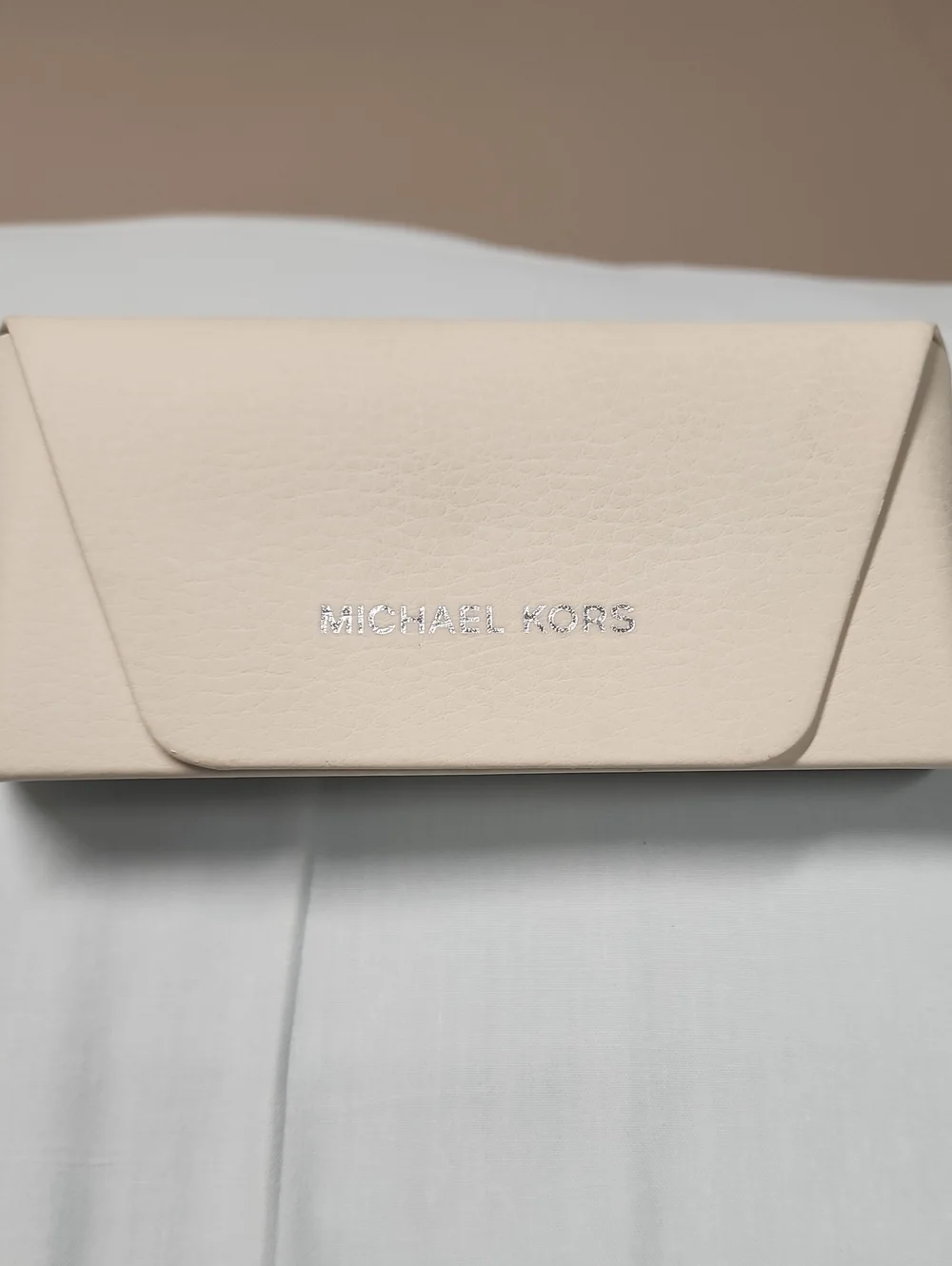 Michael Kors Cream Leather Sunglass Case And Cat Glasses